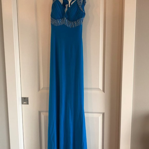 Cache Prom Dress - Picture 2 of 5